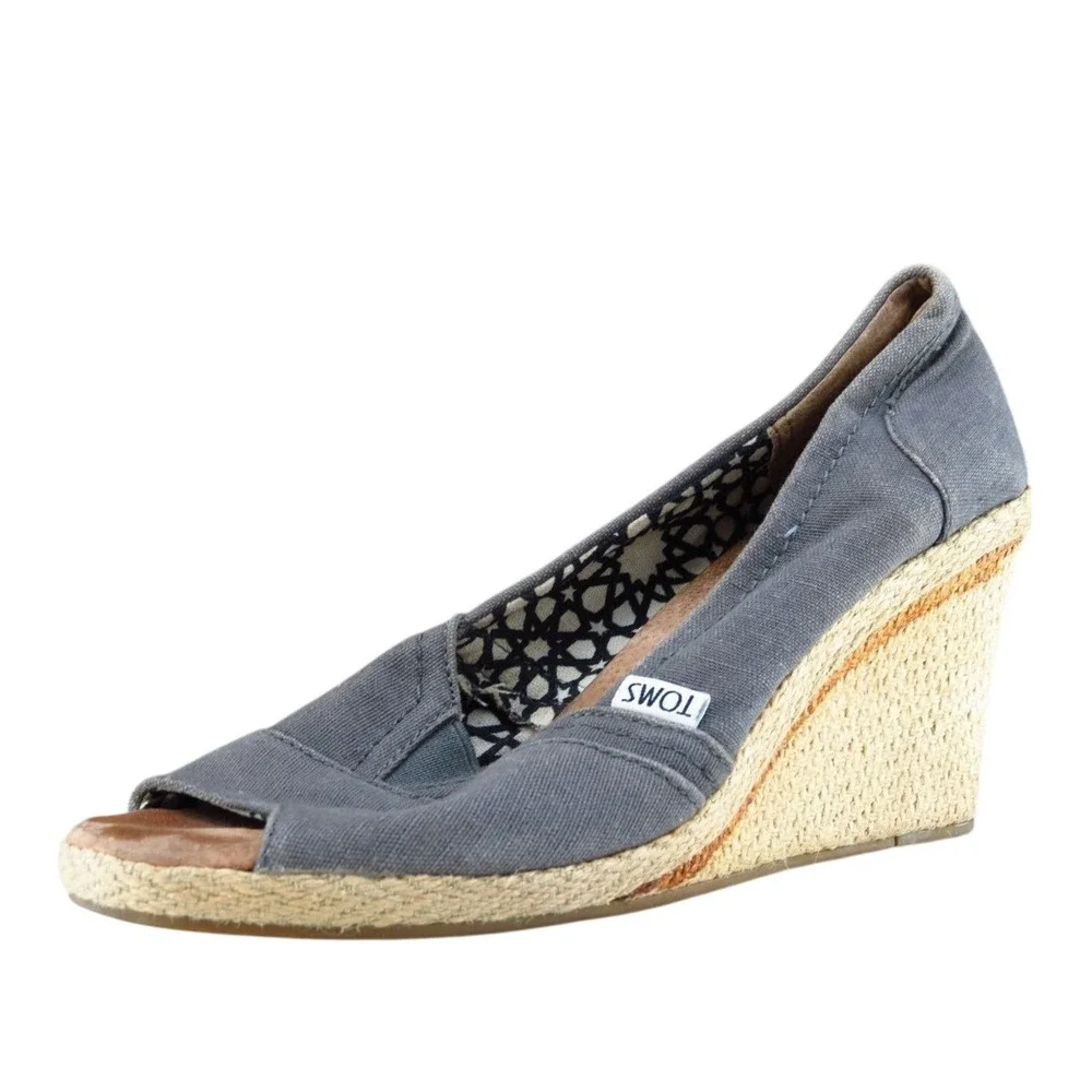 Toms Women Sz 8 M Gray Wedge Fabric Shoes - Picture 1 of 10
